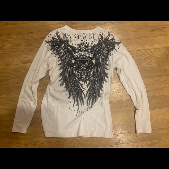 Ladies large white Harley Davidson Long sleeve shirt. - Picture 3 of 3